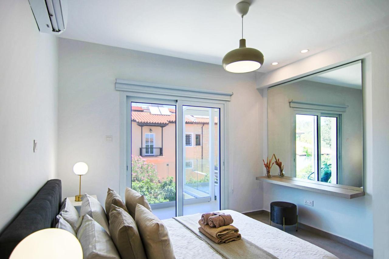 Phaedrus Living Seaside Luxury Limnaria 172 Apartment Paphos Luaran gambar